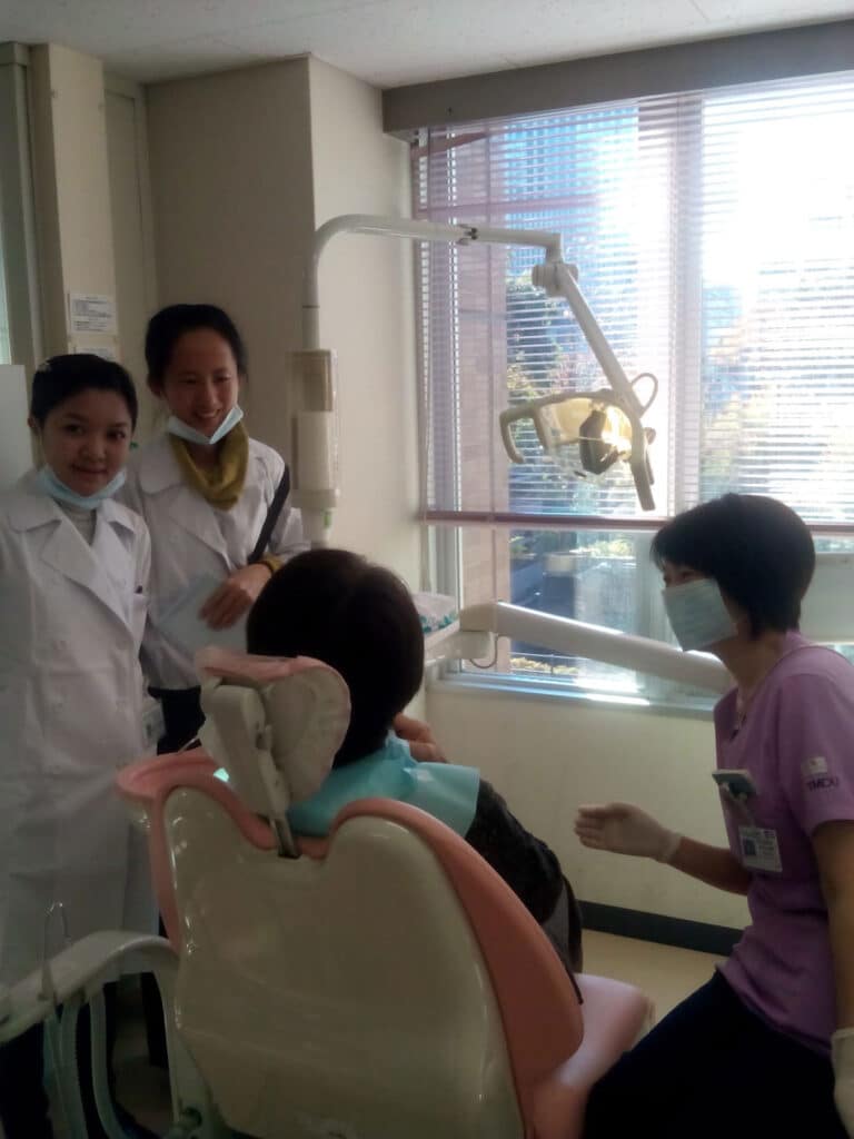 Ling2 Faculty of Dentistry, Chulalongkorn University