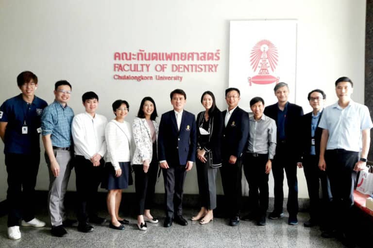 ผู้บริหารคณะทันตแพทยศาสตร์ จุฬาฯ ให้การต้อนรับ ตัวแทนจากฝ่ายพัฒนาธุรกิจใหม่ ปตท., สถาบันนวัตกรรม ปตท. และบริษัท InnoSpace จำกัด ในการหารือความร่วมมือและการจัดทำบันทึกข้อตกลงความร่วมมือระหว่างหน่วยงาน เพื่อพัฒนานวัตกรรมด้านทันตกรรม เพื่อสร้างเสริมนวัตกรรมการบริการ และนวัตกรรมเครื่องมือแพทย์ทางทันตกรรมร่วมกัน