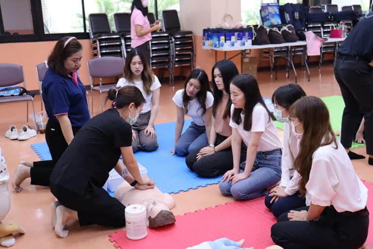 โครงการฝึกอบรมเชิงปฏิบัติการการช่วยชีวิตขั้นพื้นฐาน (CPR) ปีการศึกษา 2567