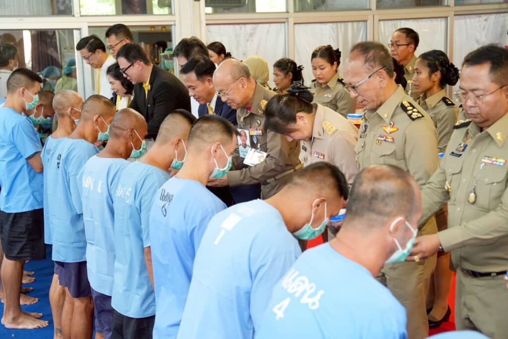 2 คณะทันตแพทยศาสตร์ จุฬาลงกรณ์มหาวิทยาลัย