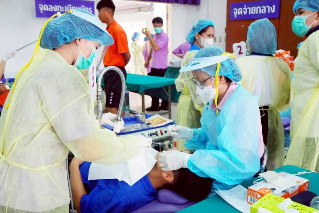 6 0 คณะทันตแพทยศาสตร์ จุฬาลงกรณ์มหาวิทยาลัย