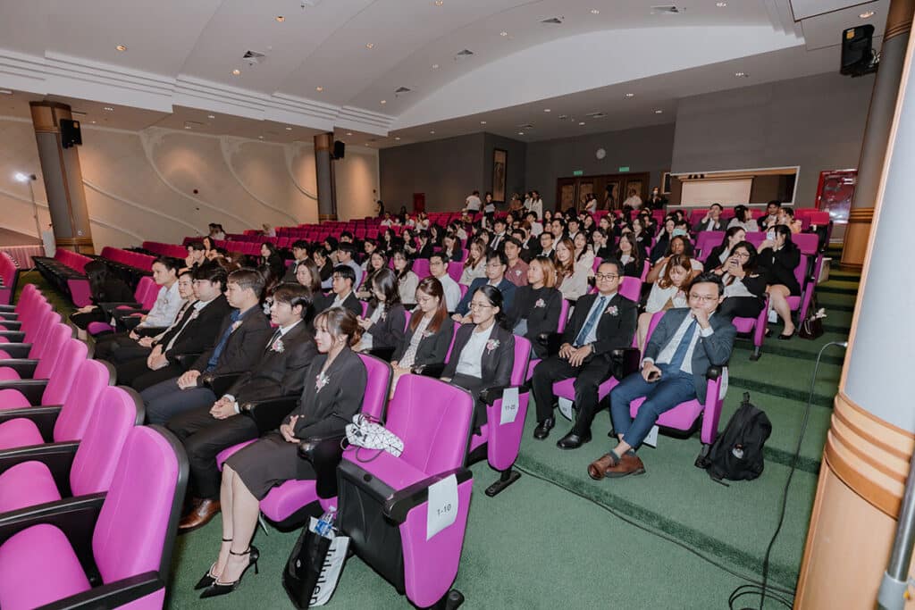 DentCU 242 Faculty of Dentistry, Chulalongkorn University