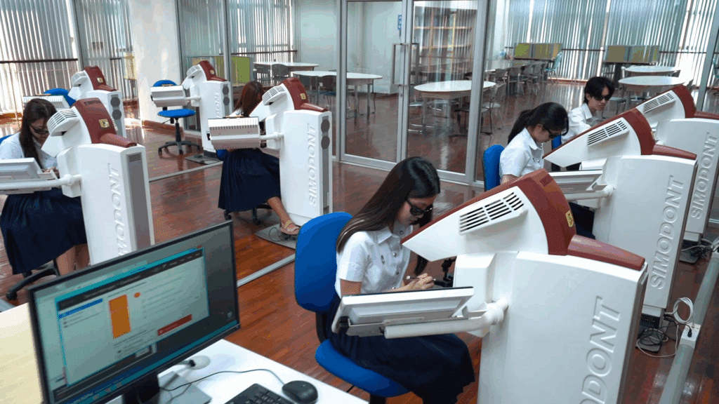 ภาพงานวิจัยและการเรียนการสอน 004 คณะทันตแพทยศาสตร์ จุฬาลงกรณ์มหาวิทยาลัย