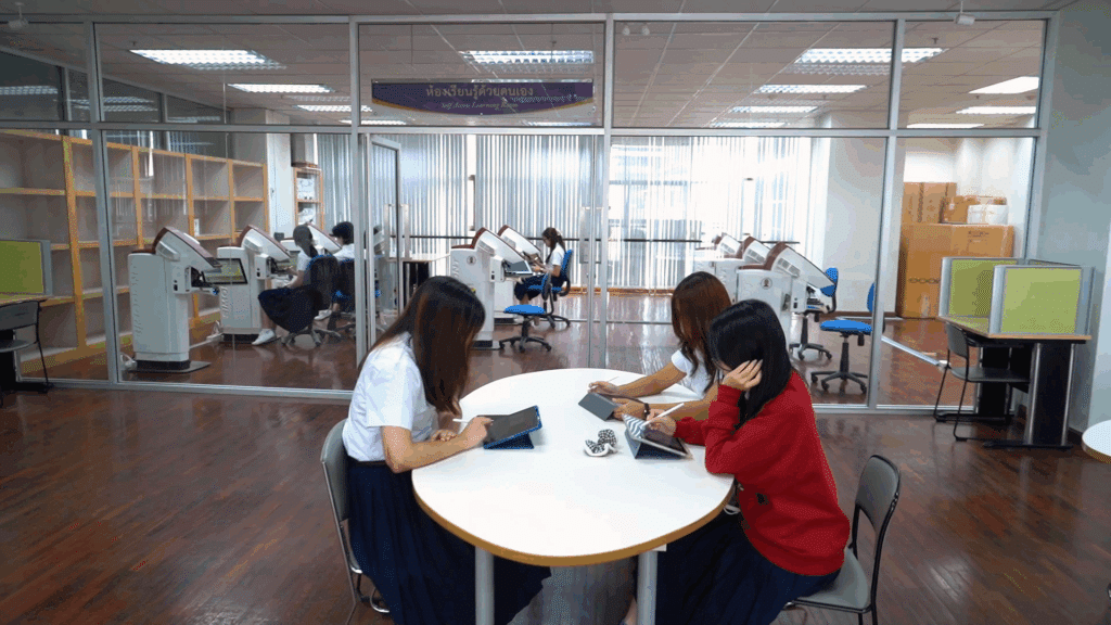 ภาพงานวิจัยและการเรียนการสอน 037 คณะทันตแพทยศาสตร์ จุฬาลงกรณ์มหาวิทยาลัย